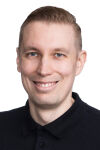 Kimmo Vuolle, palvelupäällikkö