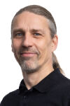 Mika Laitinen, automyyjä